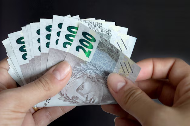 Banco Central revela que ainda há mais de R$ 6 bilhões à espera de donos
